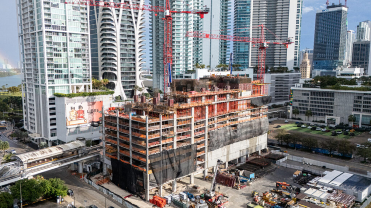 Downtown Miami y el JEM Miami Worldcenter